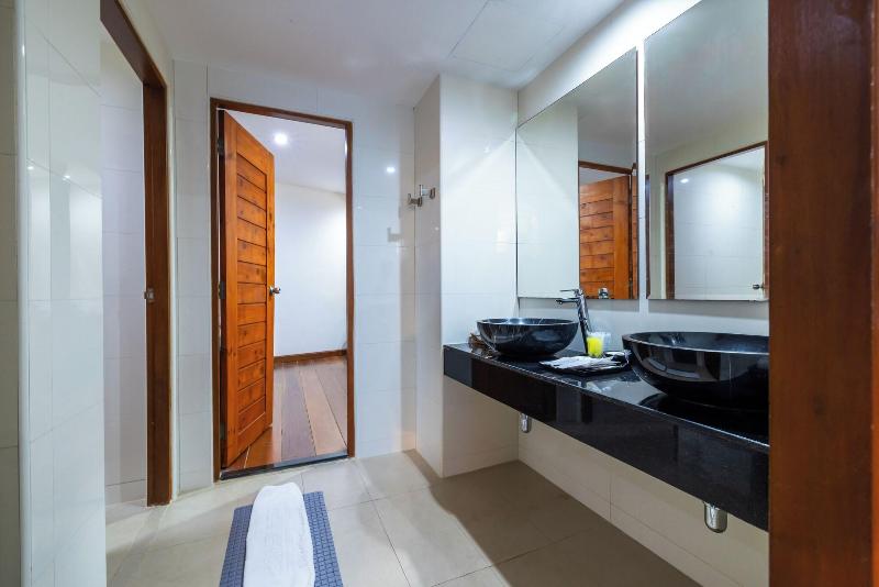 Phuket Meet Holiday Hotel - Oda