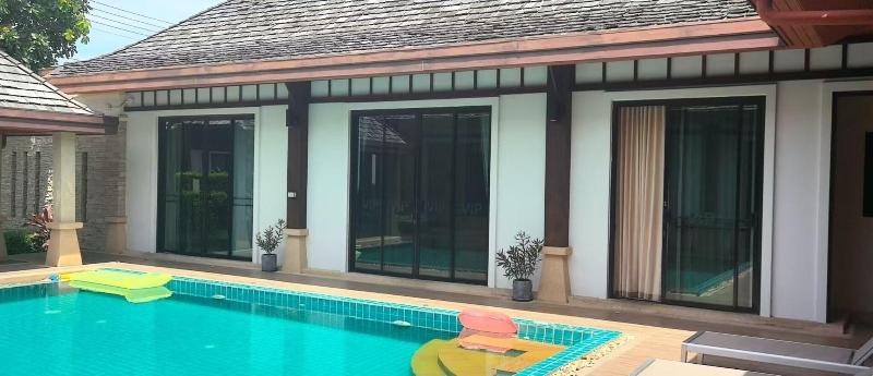 Phuket Meet Holiday Hotel - Havuz