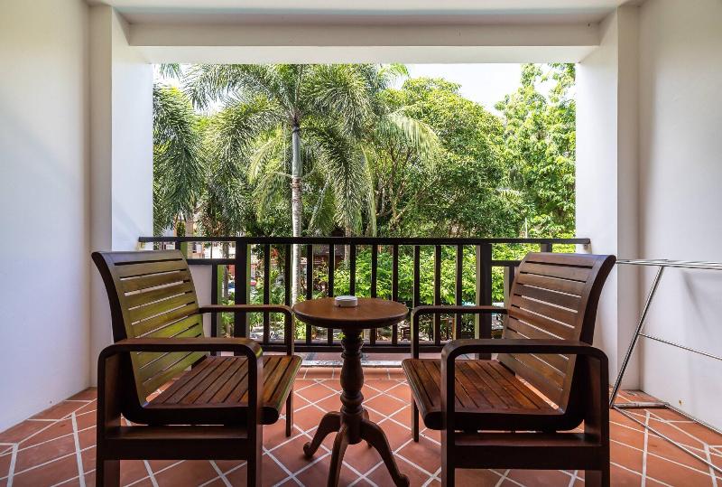 Phuket Meet Holiday Hotel - Teras