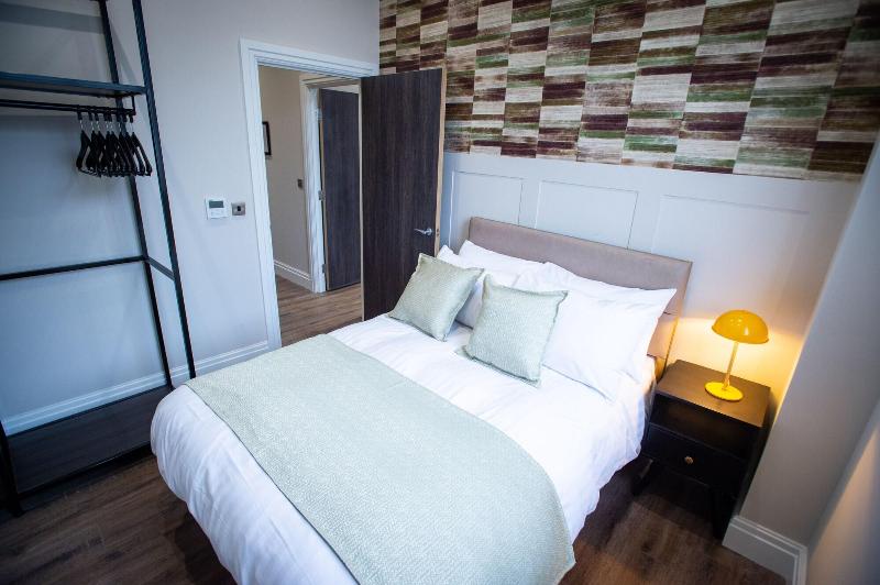 The Gresham Aparthotel - Oda