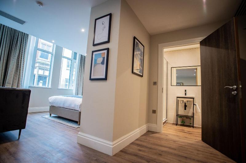 The Gresham Aparthotel - Oda