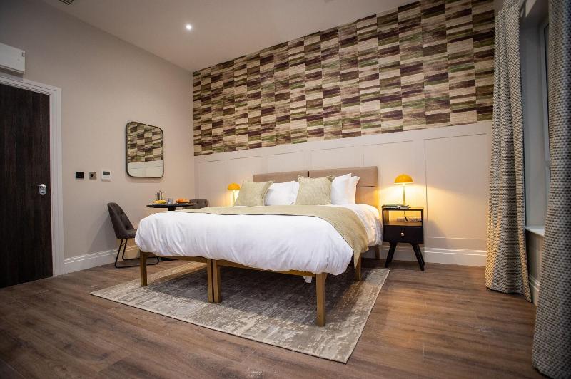 The Gresham Aparthotel - Oda