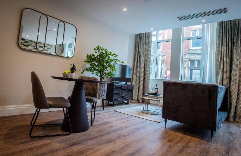 The Gresham Aparthotel - Oda