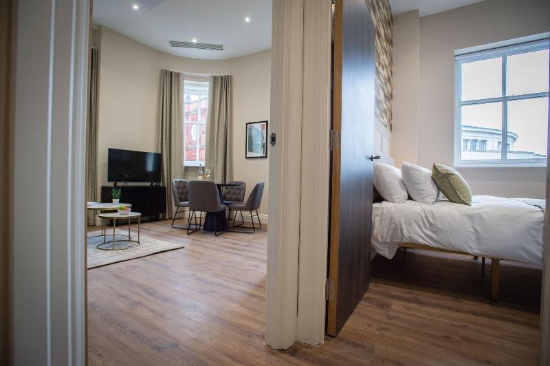 The Gresham Aparthotel - Oda