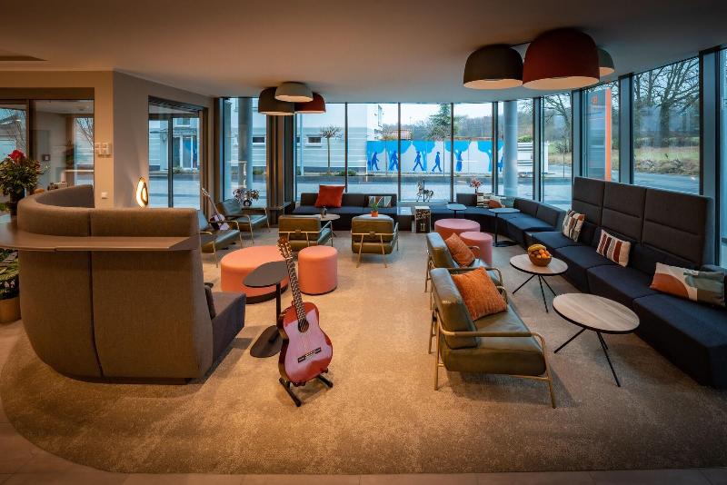 Loginn Hotel Stuttgart Zuffenhausen - Lobi
