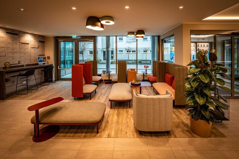 Loginn Hotel Stuttgart Zuffenhausen - Lobi