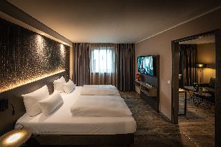 Loginn Hotel Stuttgart Zuffenhausen fotoÄŸrafÄ±