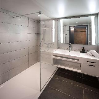 Loginn Hotel Stuttgart Zuffenhausen fotoÄŸrafÄ±