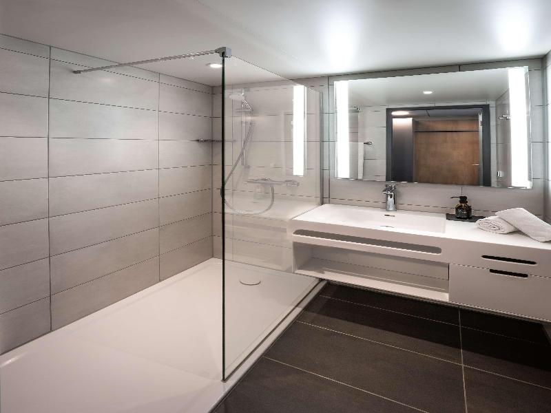 Loginn Hotel Stuttgart Zuffenhausen - Oda
