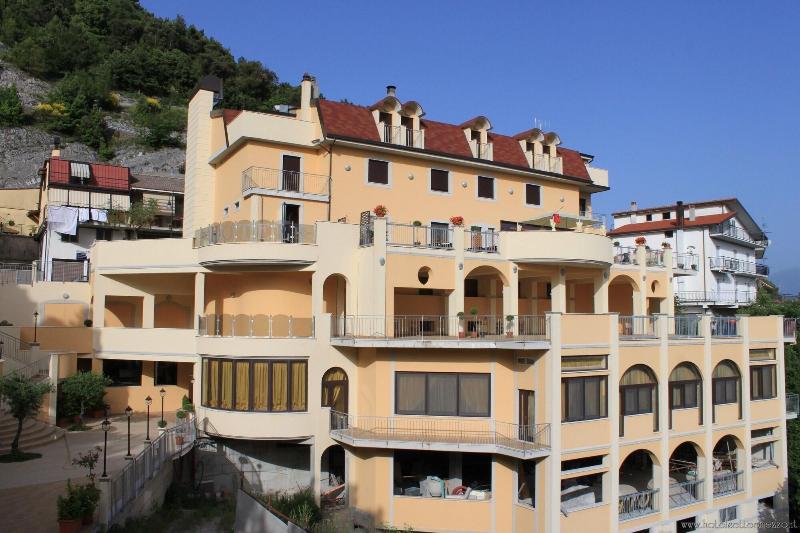 Hotel Sette E Mezzo - Genel
