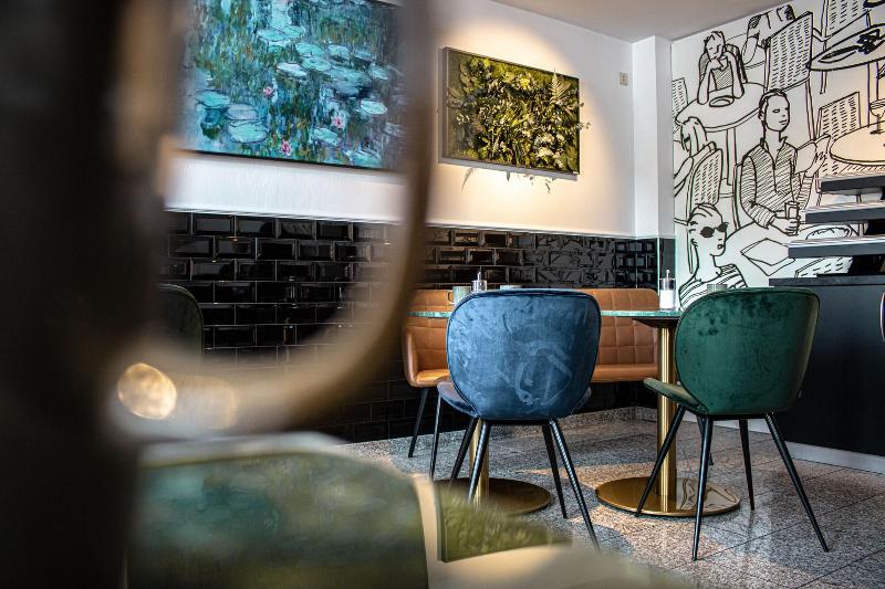 Nikii City Hotel - Restoran