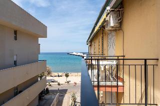 B B Le Suites Di Costanza fotoÄŸrafÄ±