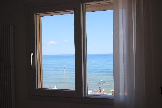 B B Le Suites Di Costanza fotoÄŸrafÄ±