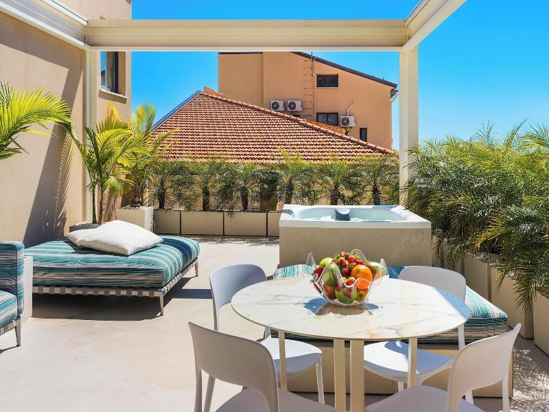 Taormina Infinity Suites - Oda