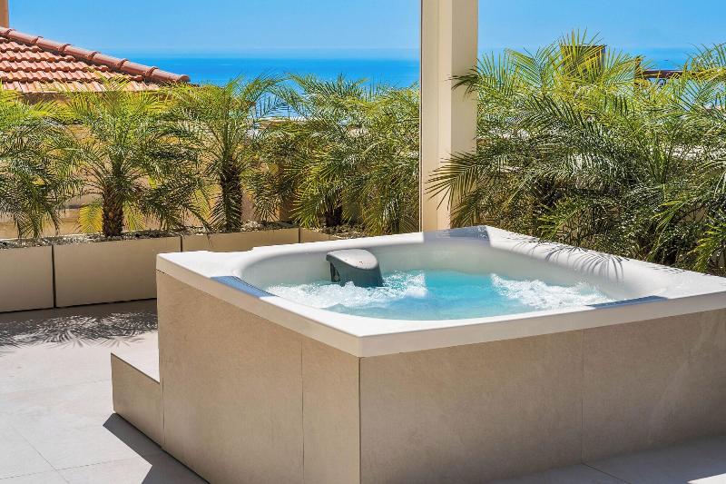 Taormina Infinity Suites - Oda