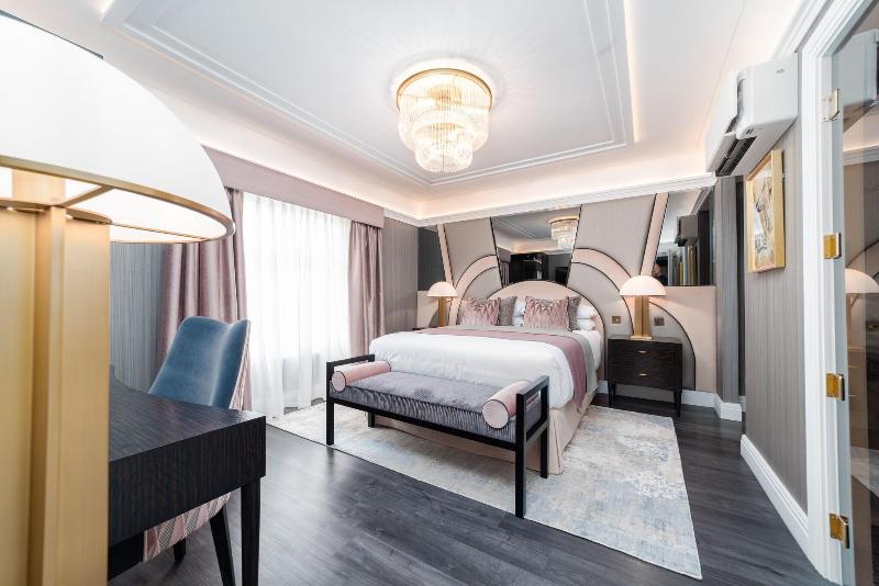 No 4 Carlton Hotel - Oda