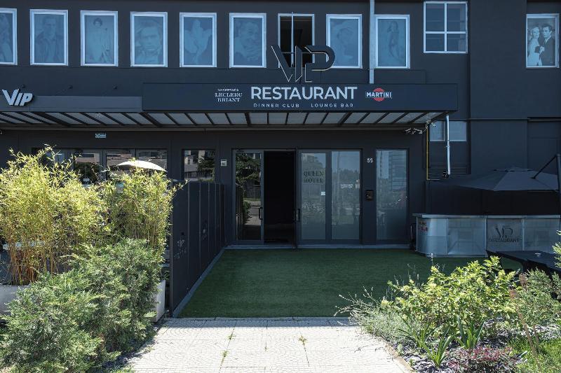 Queen Hotel - Genel