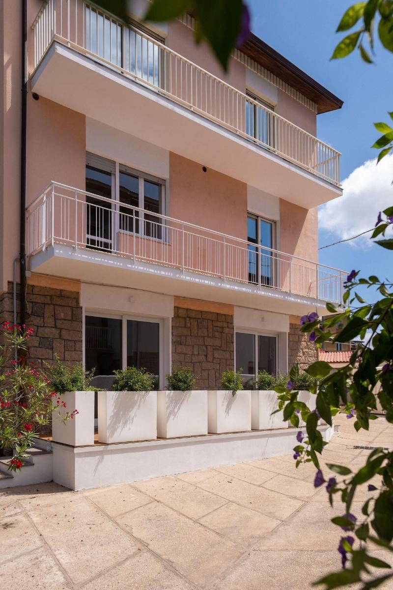 Nautika Suites - Genel