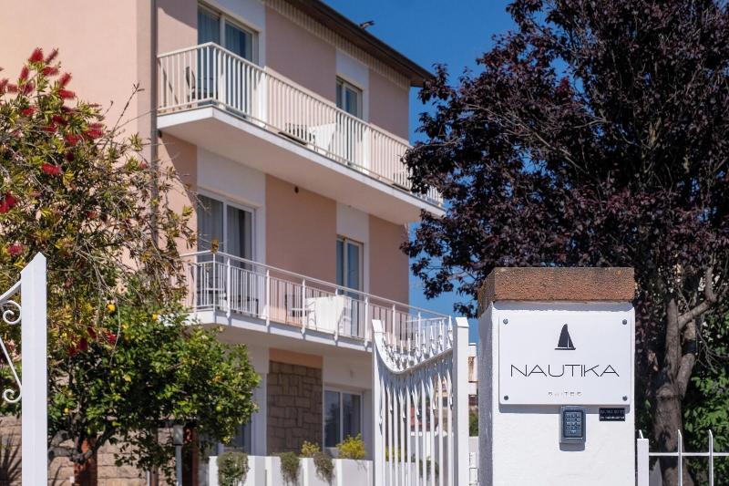 Nautika Suites - Genel