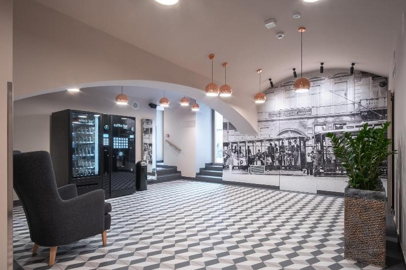 Aparthotel Rimska 14 - Lobi