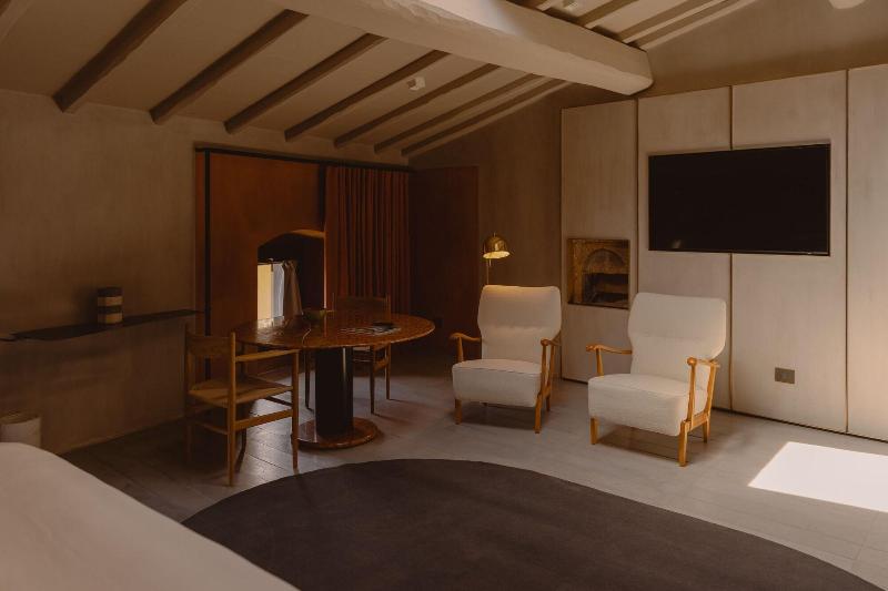 Palazzo Petrvs - Oda