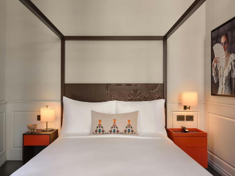 Dorothea Hotel Budapest Autograph Collection - Genel