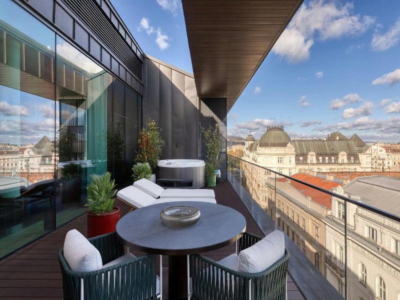 Dorothea Hotel Budapest Autograph Collection - Genel