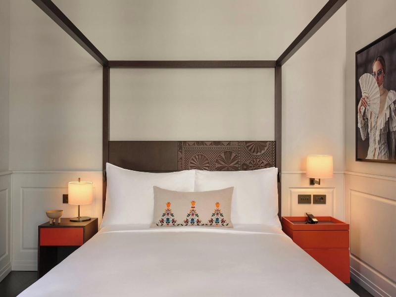 Dorothea Hotel Budapest Autograph Collection - Oda