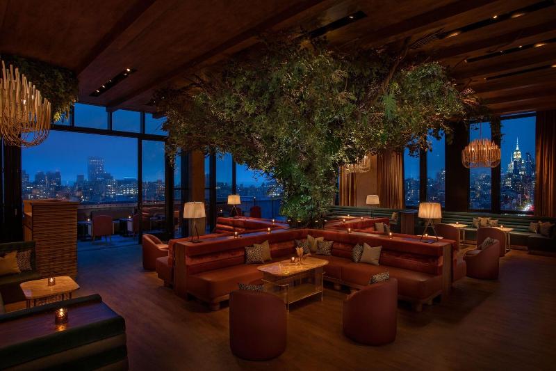 Moxy Nyc Lower East Side - Bar