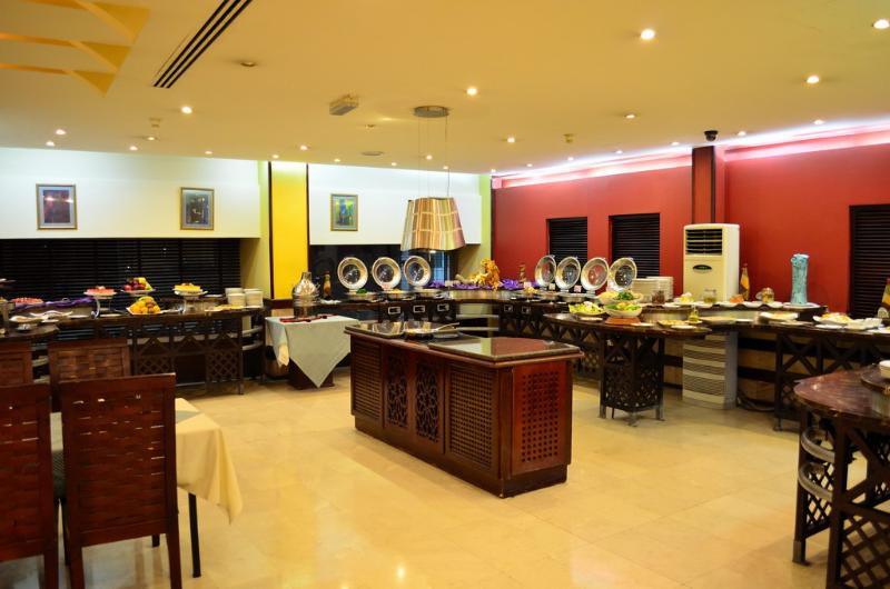 Amrada Avenue Hotel - Restoran
