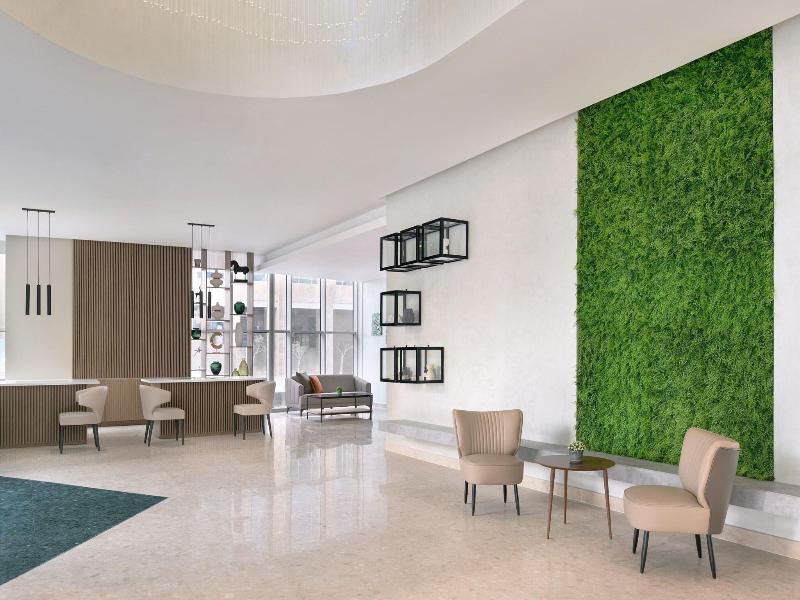 Element West Bay Doha - Lobi