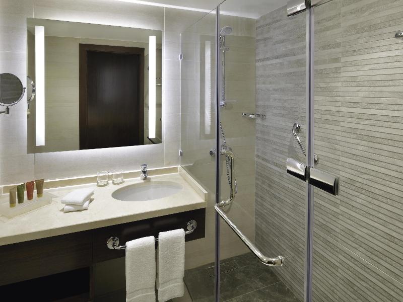 Movenpick Hotel Amman - Oda