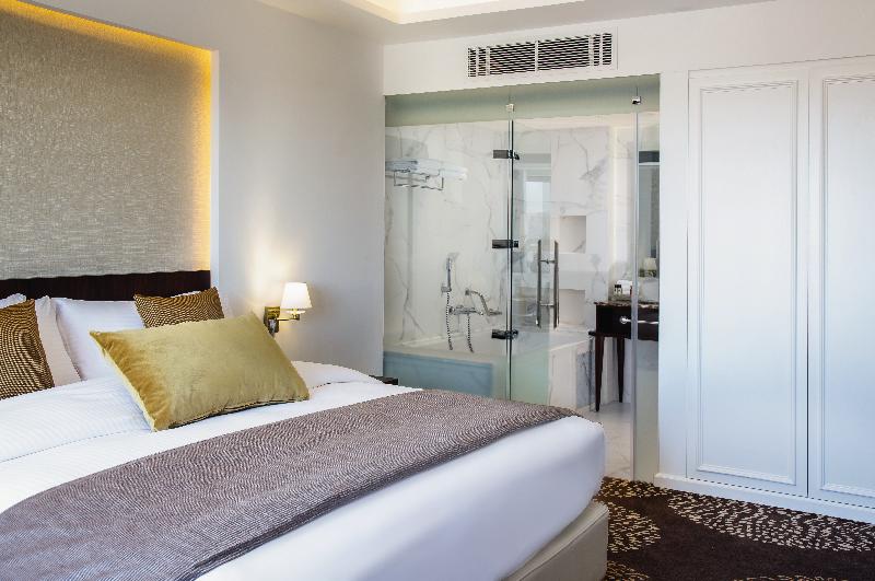 Movenpick Hotel Amman - Oda