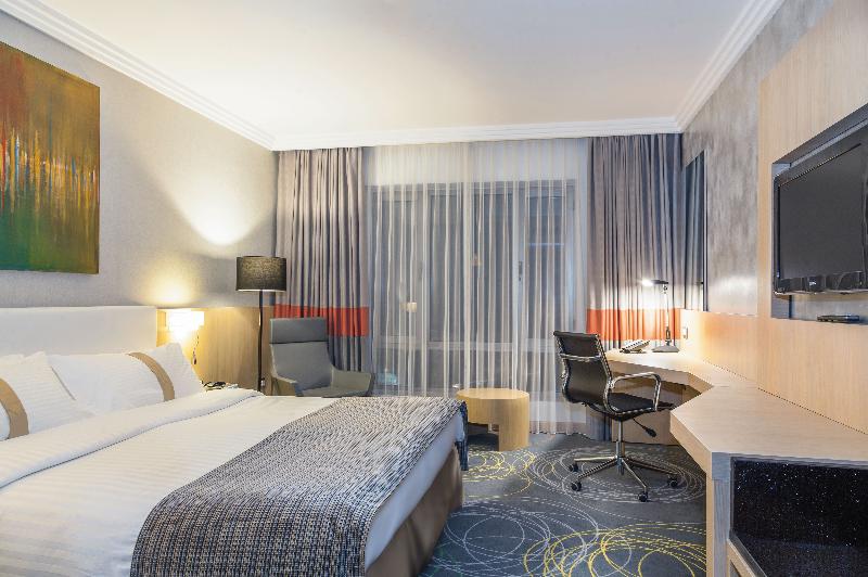 Movenpick Hotel Amman - Oda