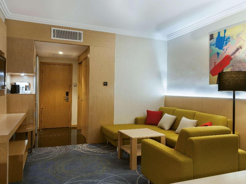 Movenpick Hotel Amman - Oda