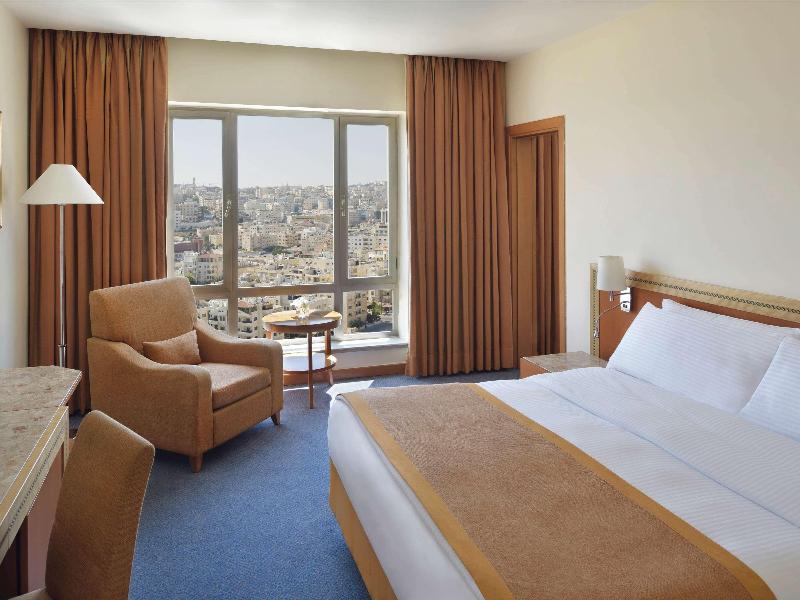 Movenpick Hotel Amman - Oda