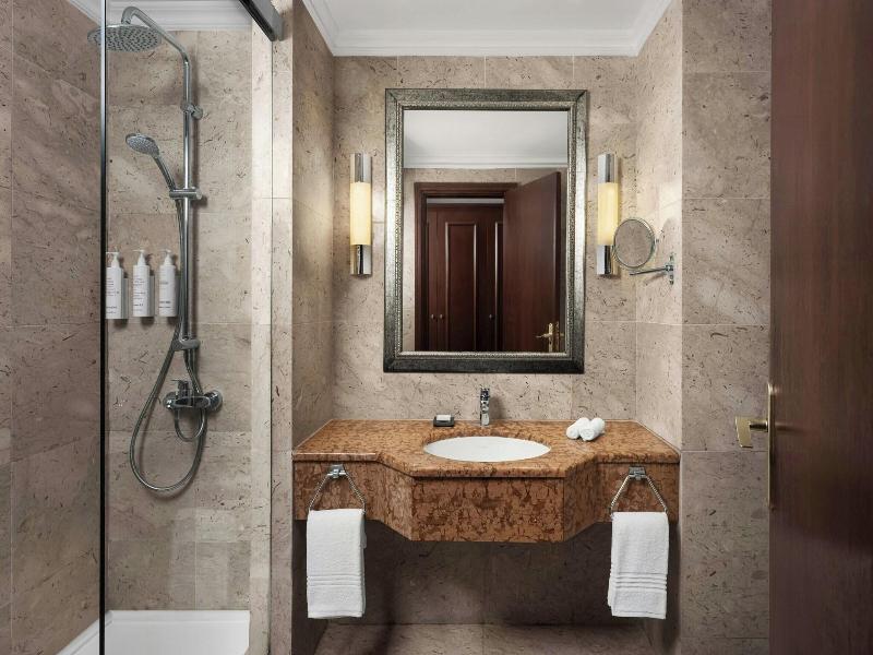Marriott Dead Sea Resort & Spa - Oda