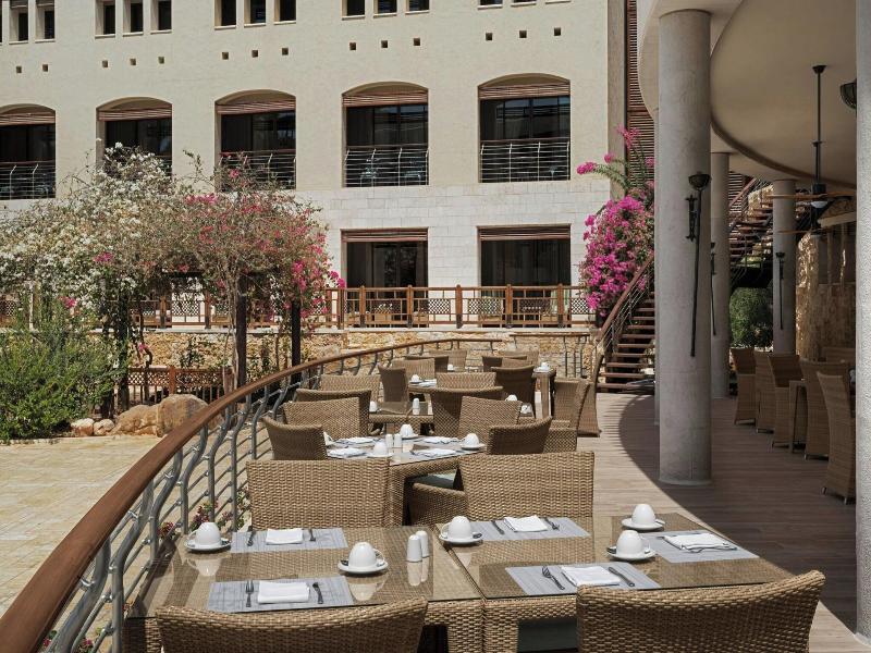 Marriott Dead Sea Resort & Spa - Restoran