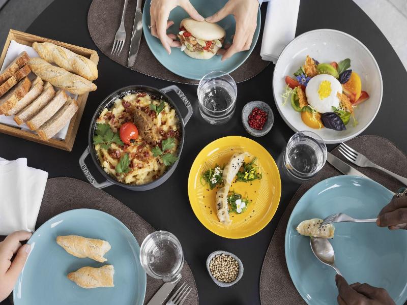 Courtyard By Marriott Biel Bienne - Restoran