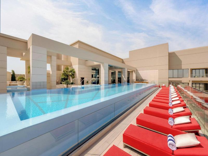 Agora Doha Autograph Collection - Havuz