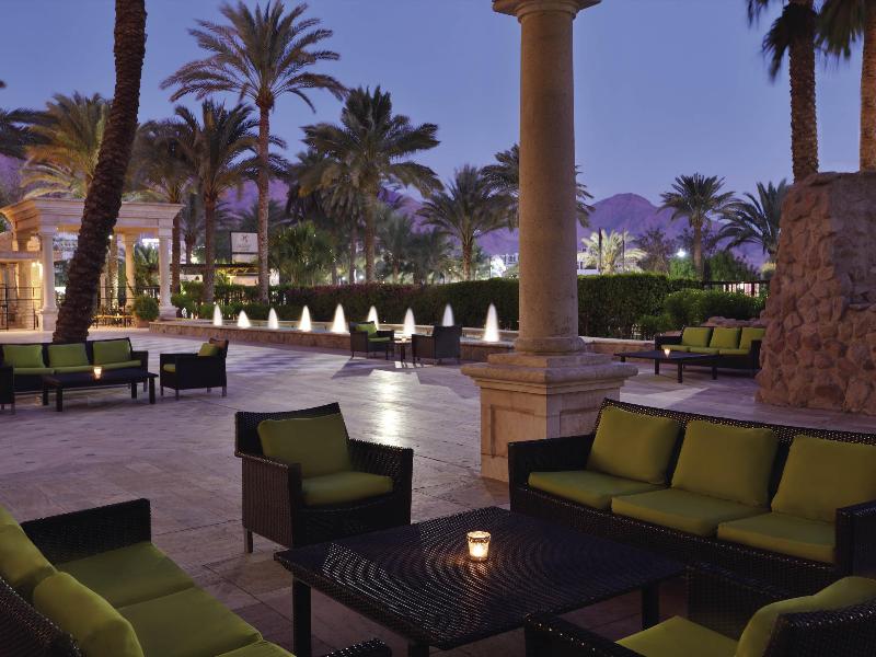 Movenpick Resort & Residences Aqaba - Bar