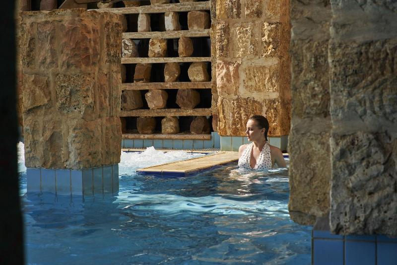 Movenpick Resort & Spa Dead Sea - Aktivite
