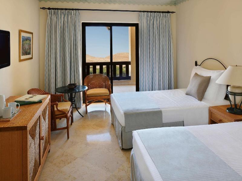 Movenpick Resort & Spa Dead Sea - Oda