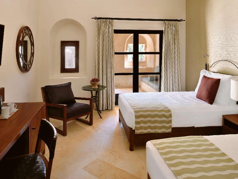 Movenpick Resort & Spa Dead Sea - Oda