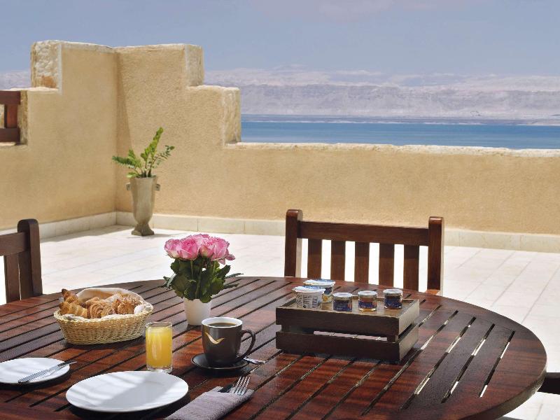 Movenpick Resort & Spa Dead Sea - Oda