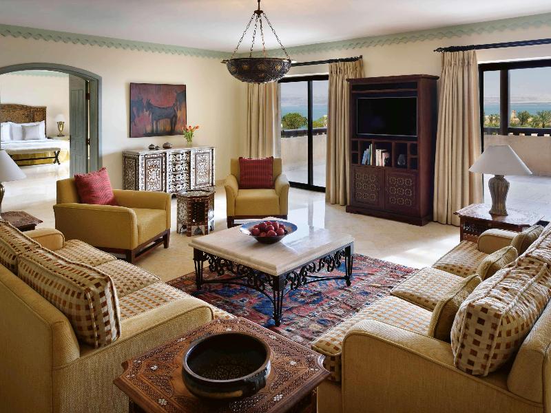 Movenpick Resort & Spa Dead Sea - Oda