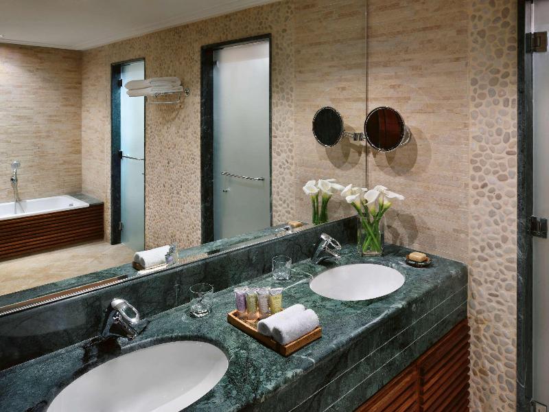 Movenpick Resort & Spa Dead Sea - Oda