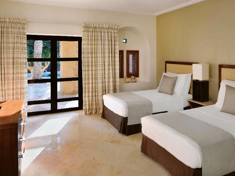 Movenpick Resort & Spa Dead Sea - Oda