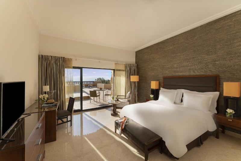 Movenpick Resort & Spa Dead Sea - Oda
