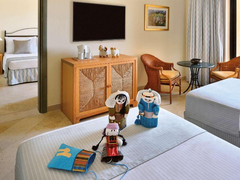 Movenpick Resort & Spa Dead Sea - Oda